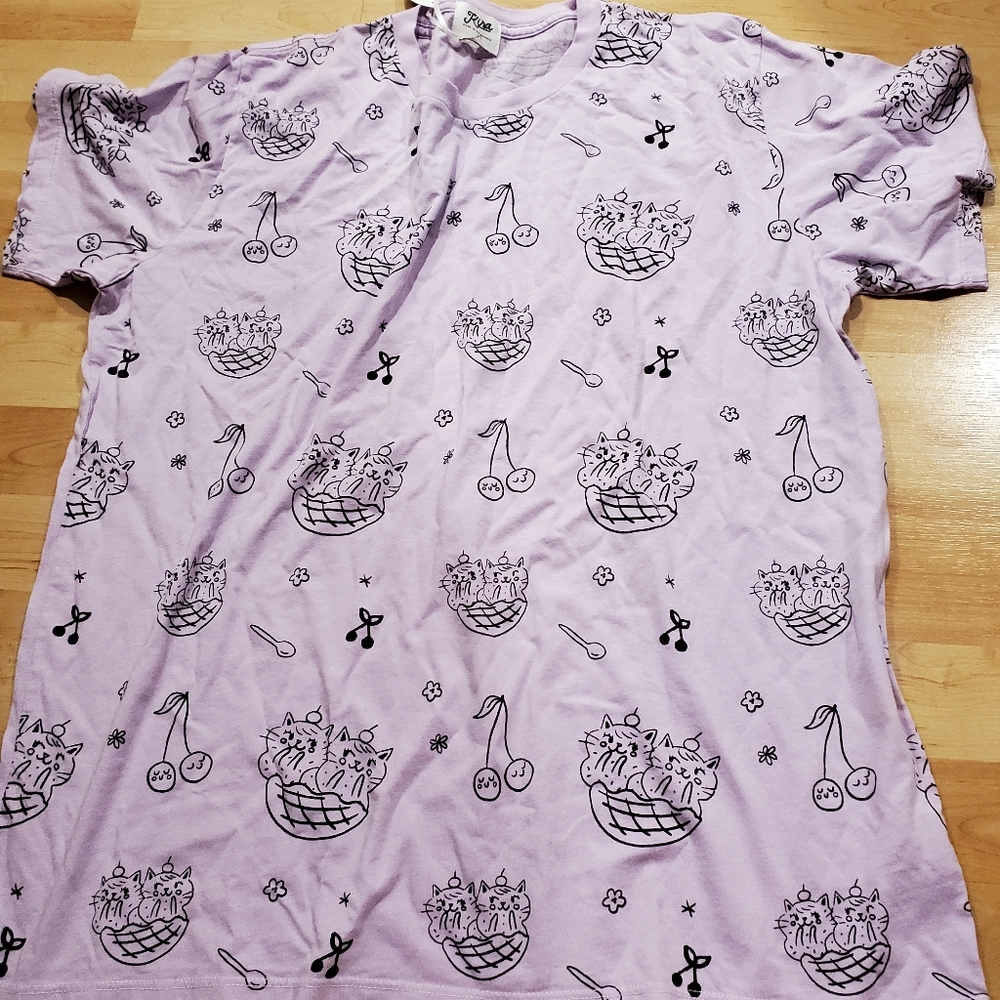 NWT Kira women's cat shirt size L